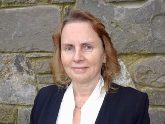 Prof Liz Bacon